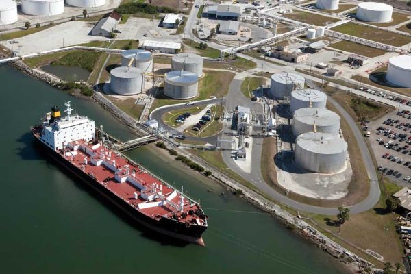tanker-loading-at-tank-terminal